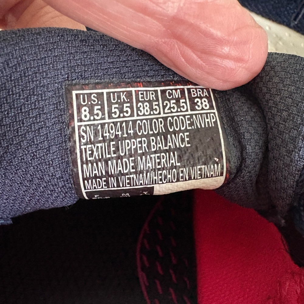 Skechers Arch Fit. - Picture 5 of 6